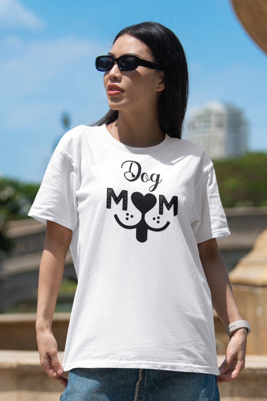 DOG MOM RELAXED FIT WHITE T-SHIRT